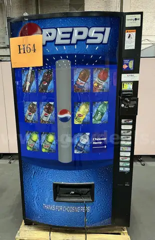 **** COMMERCIAL BEVERAGE VENDING MACHINE (72&#x22; H. x 39&#x22; W. X 35&#x22; D.) **** (I)
