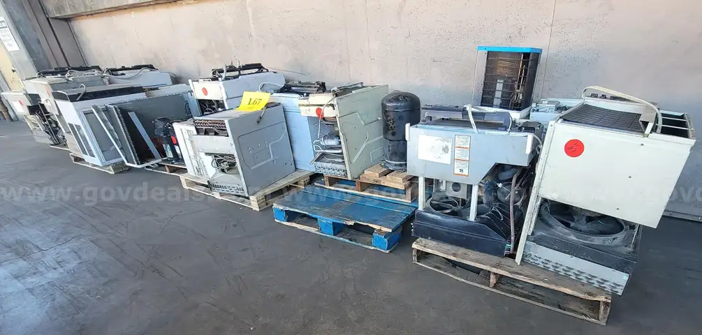 **** ASSORTED HVAC PARTS (6 PALLETS) **** (ND)