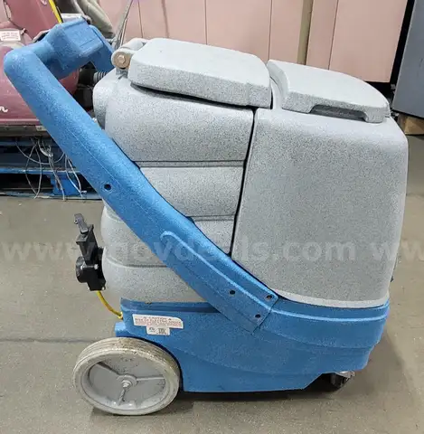 **** EDIC GALAXY 2000SX-HR CARPET EXTRACTOR **** (I)