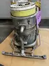 **** NSS MUSTANG 1000 CANISTER VACUUM **** (I)