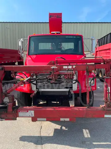 2001 Freightliner FL60 Bucket Truck