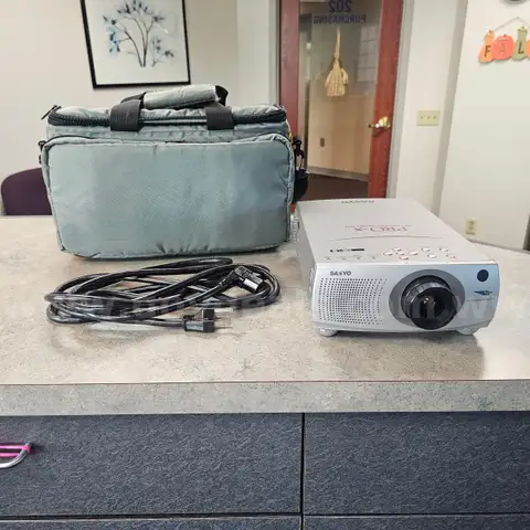 Sanyo Pro-X Multimedia Projector