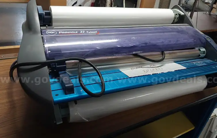 GBC Pinnacle 27 Ezload Thermal Roll Laminator