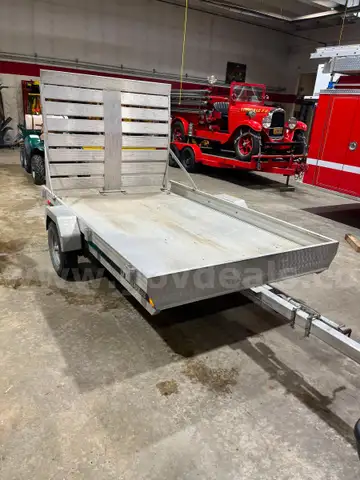1994 10&#x27; Rave Aluminum tilt trailer with tailgate - GVWR 2,500lbs