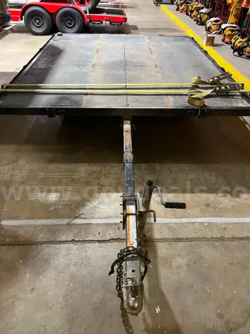 1999 Chilton open steel tilt trailer 8&#x27;x10&#x27;