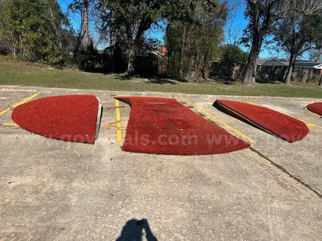 18 Ft Diameter Pitching Mound