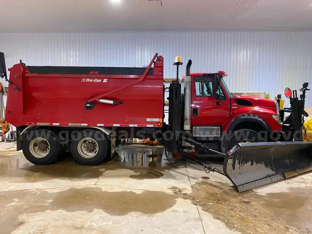 2014 International WorkStar 7600 Plow Truck
