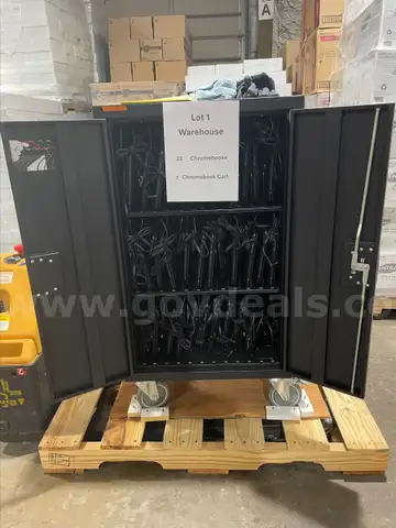 LOT 1 - 33 Lenovo N22-20 Chromebook with cart