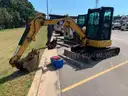 CATERPILLAR MINI EXCAVATOR