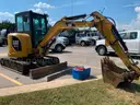 CATERPILLAR MINI EXCAVATOR
