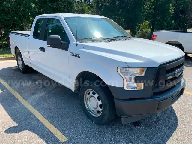 2017 Ford F-150 XL SuperCab 6.5-ft. Bed 2WD