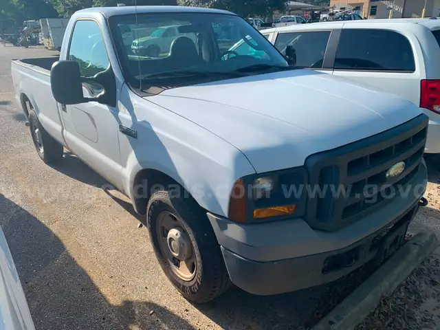 2005 Ford F-250 SD XL 2WD