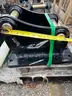 CATERPILLAR mounting bracket adapters