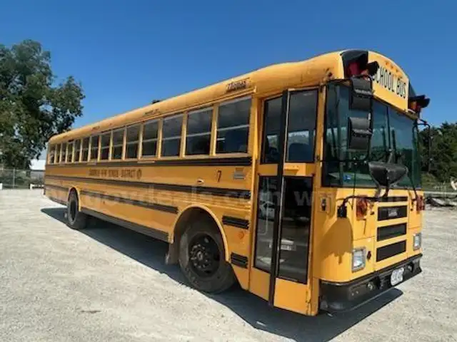 2009 Thomas Bus