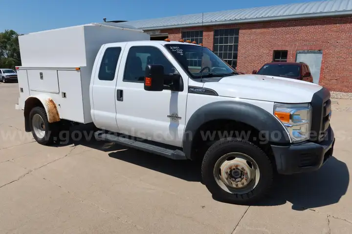 2015 Ford F-450 SD 4x4 Dually Maintenance Box Truck