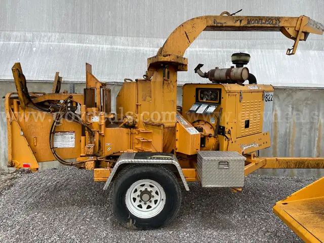 2005 Bandit Brush Chipper