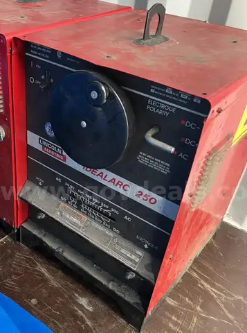 Needs Work - Ideal Arc 250 Welder Unit / No power cord or Lead