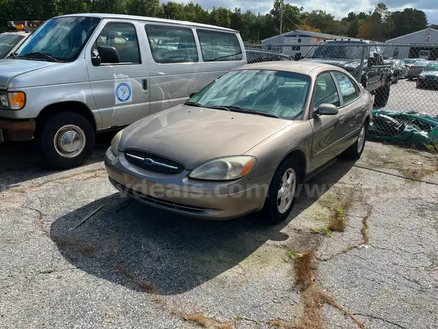 2002 Ford Taurus