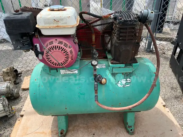 AIR COMPRESSOR