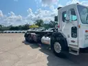 2009 Peterbilt 320