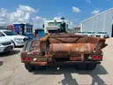 2009 Peterbilt 320