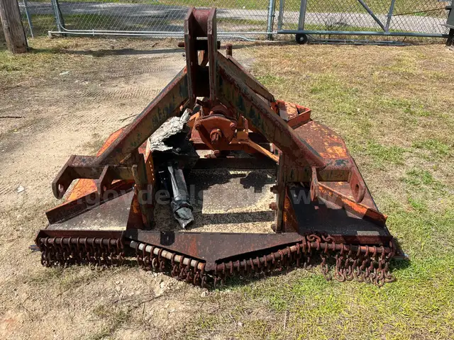 BUSH HOG 305 #2