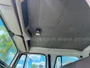 2001 International 4700