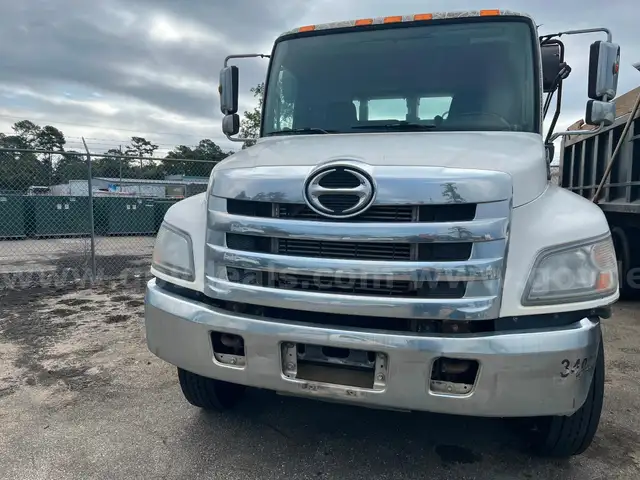 2014 Hino 338 HOOK