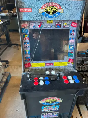 STREET FIGHTER ARCADE GAME