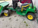 John Deere Gator XUV
