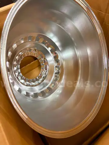 Light reflector