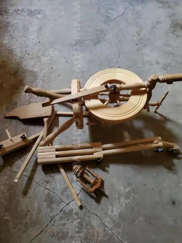 Folk Art craft appliance- Wooden Spinning Wheel