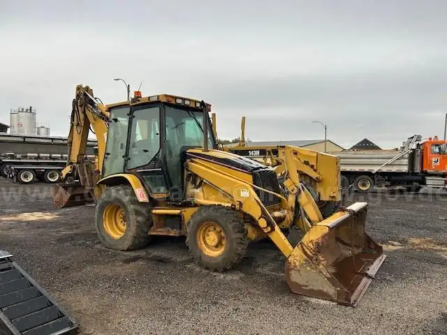 2003 Cat Backhoe