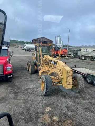2006 CAT ROAD GRADER