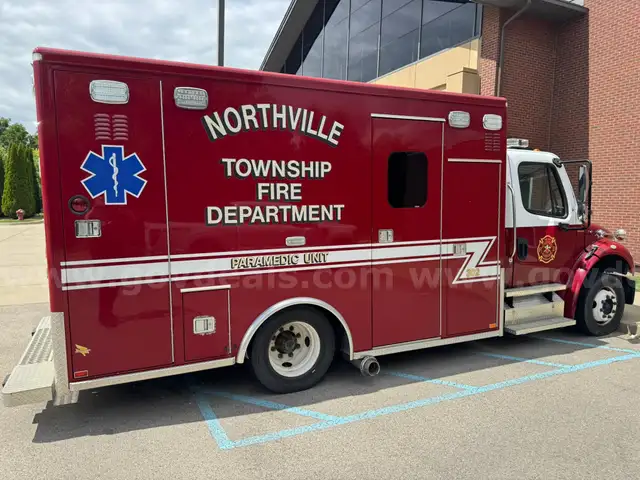 2012 AEV Trauma Hawk Ambulance &#x2013; 2013 Freightliner M2 106 / Cummins 6.7L / Allison Auto / Engine Issue / 125,560 mi