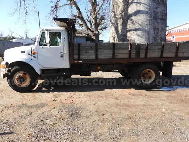 1999 International 4700