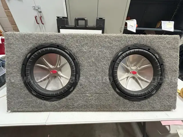 speaker box with kicker brand speakers