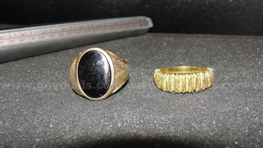 Mens rings
