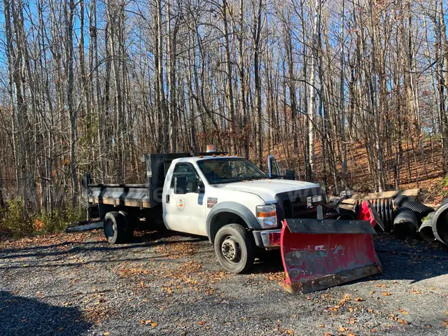 2009 Ford F-550 Dump/Plow Truck
