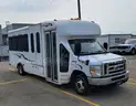 2008 Ford 450 6.8 Liter 16 Passenger Bus With Wheelchair Lift