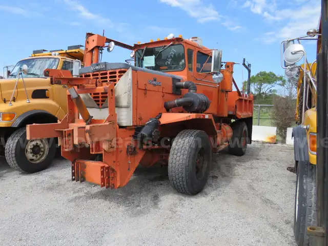 AWD Plow Truck