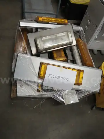 Pallet of Strobe Lights W/Mounts