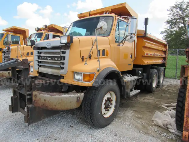 2005 Sterling LT7500