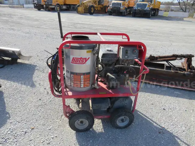 2011 Hotsy Pressure Washer