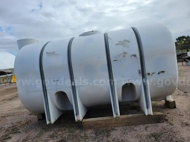 3,500 Gallon Liquid Tank