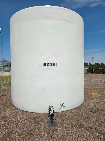 2-10,000 Gallon Poly Tanks