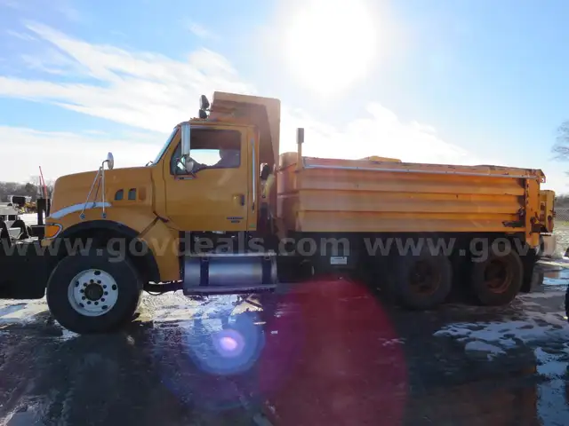 2007 Sterling LT9500