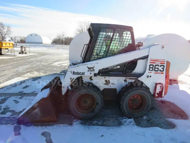 2001 Bobcat Skidsteer