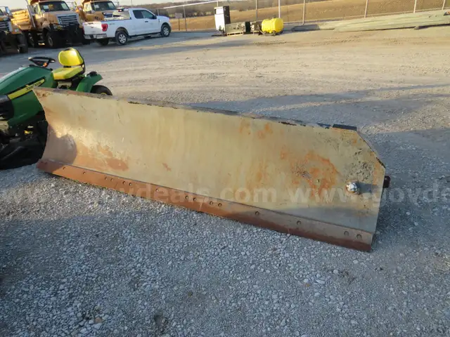 2006 Monroe Snow Plow