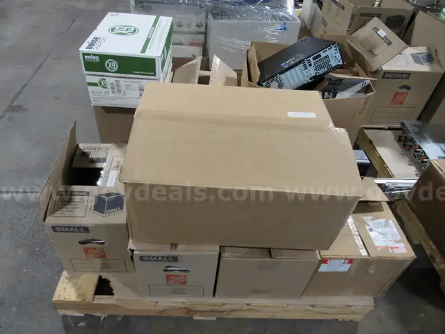 Pallet of Assorted Computer Items & Accessories